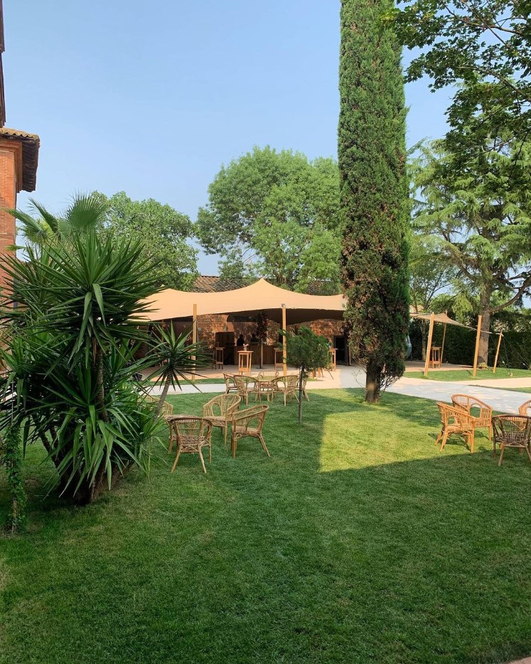 Château Latournelle - Cour